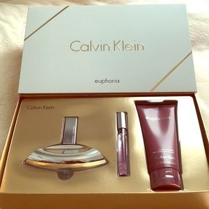 Calvin Klein Euphoria perfume set for woman